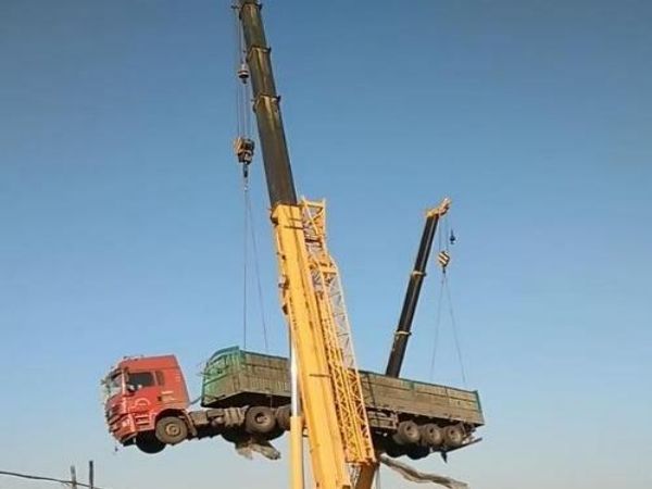 南山区吊车出租_吊车出租影响价格有哪些方面